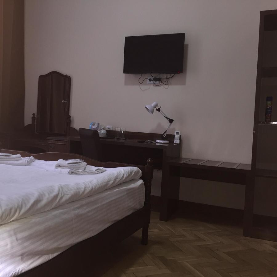Hotel Nice Tiflis Exterior foto