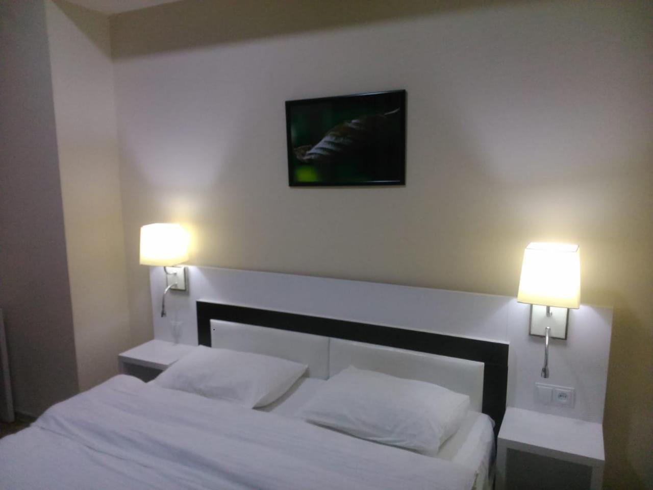 Hotel Nice Tiflis Exterior foto